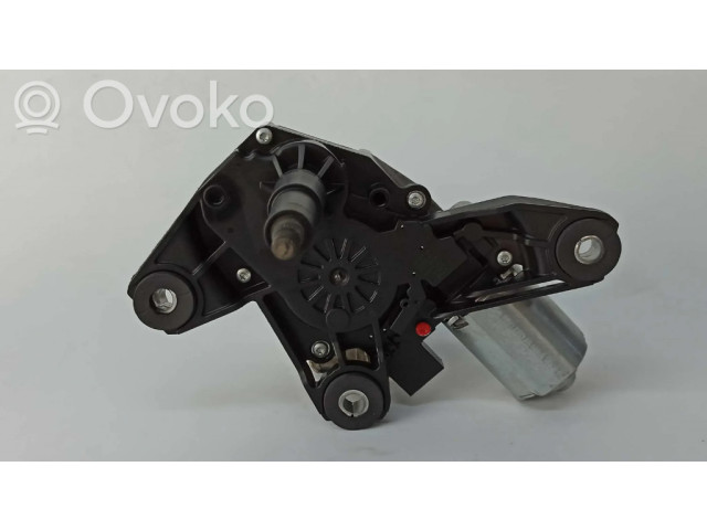 Двигатель стеклоочистителя заднего стекла