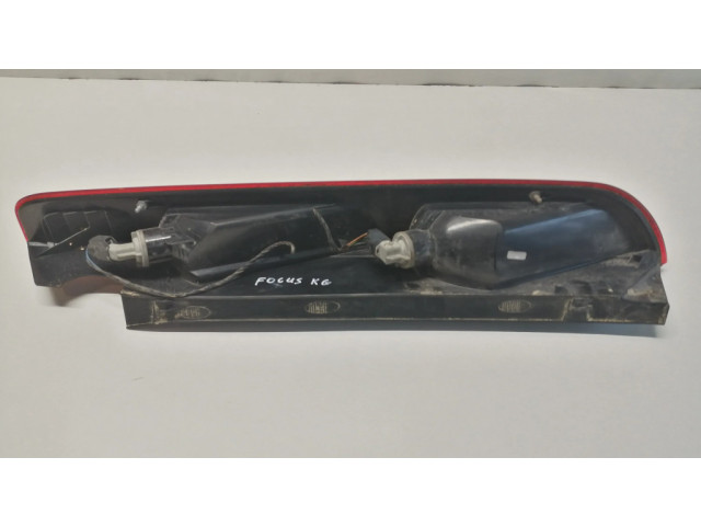 Задний фонарь левый сзади 0374D, 4M5113405A    Ford Focus   2004-2010 года