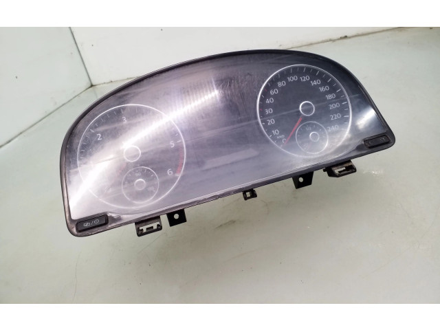 Přístrojová deska  Volkswagen Caddy 2013 2K0920866A  