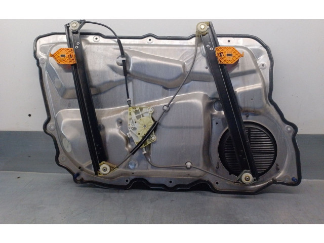 Pojistková skříňka 4E0837850, 70PINES Audi A8 S8 D3 4E 2004