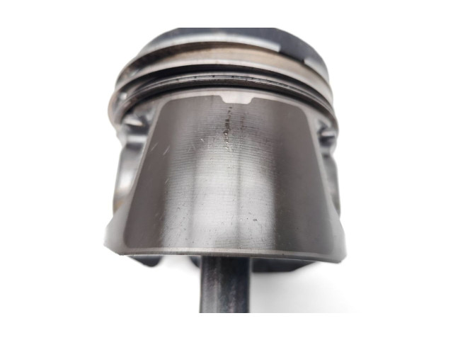 Píst OM640.940, 640.940 Mercedes-Benz A W169 OM640.940