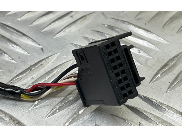 Зеркало электрическое Audi Q3 8U 2011 - 2016 года