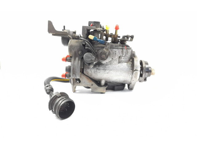 Топливная рампа 028130110T, R8444B955C   Volkswagen Polo III 6N 6N2 6NF   для двигателя AEF