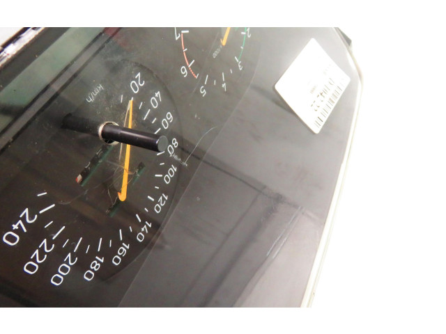 Панель приборов 4428546, 4439642   Saab 9000 CD       