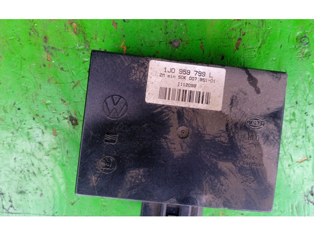 Блок комфорта 1J0959799L Skoda Octavia Mk1 (1U)