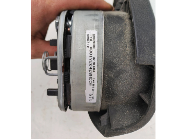 Подушка безопасности водителя 2K0880201L, 61982050C Volkswagen Caddy