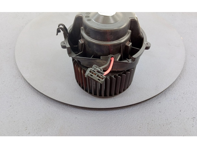 Вентилятор печки 9297752, 9297752 BMW 1 F40