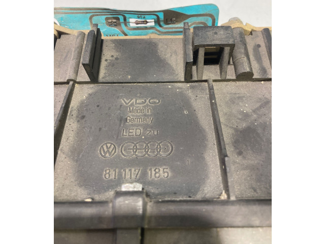 Přístrojová deska Audi 80 90 B2 1985 81117185