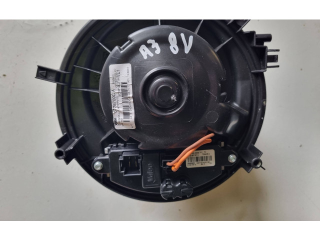 Вентилятор печки    5Q1819021H   Audi A3 S3 8V