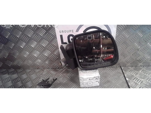 Zpětné zrcátko pravé Renault Express 1998 6001030197