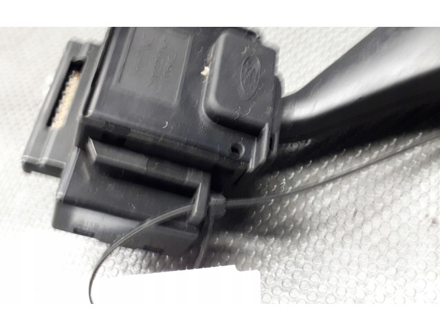 Ручка поворотов/ фонарей 17D940A   Ford Focus