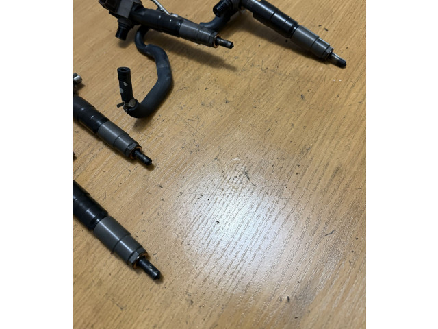 Комплект форсунок 16613AA040    Subaru Outback   