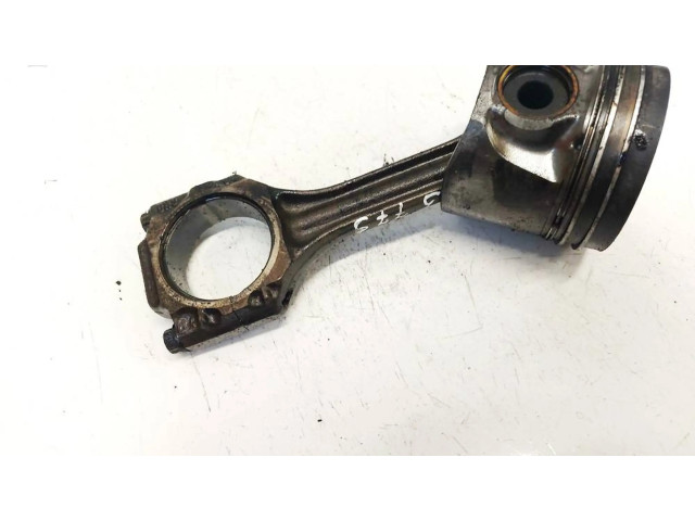 Píst 79l46, m071   Seat Toledo I (1L)  pro naftový motor 1.9  