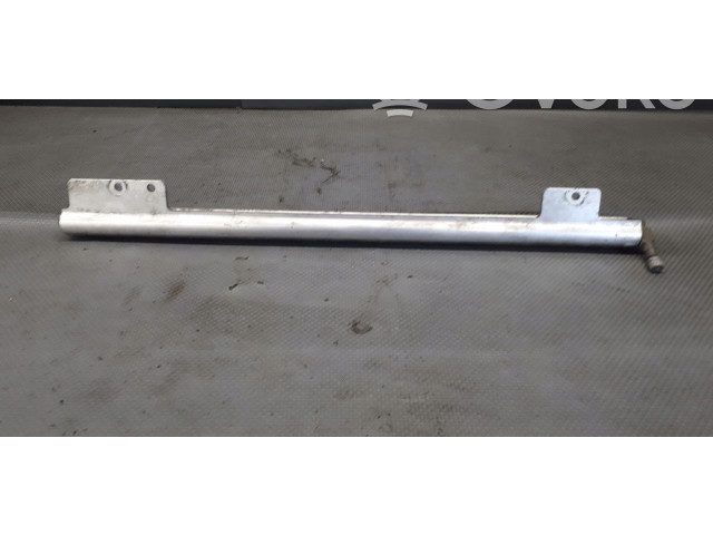 Магистральная трубка топлива    8658593   Volvo XC90