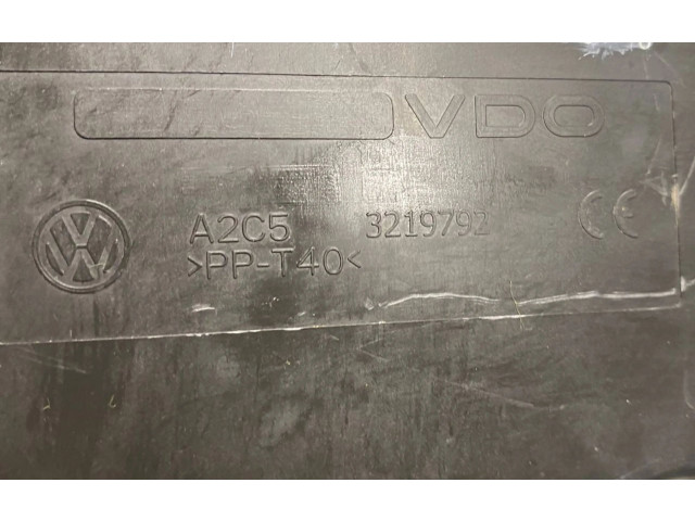 Панель приборов 3219792   Volkswagen Touran II       