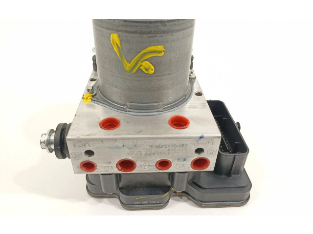 Jednotka ABS 476604302R, 2265106627 Nissan Juke II F16 2022