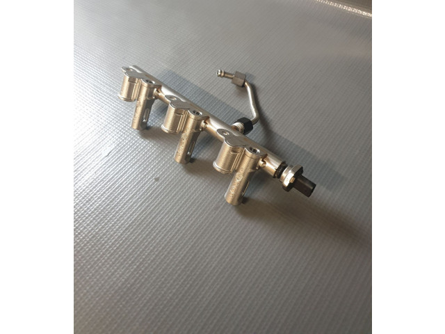 Vstřikovací lišta 9830132980, 9834771480 Opel Mokka B EB2ADTDB