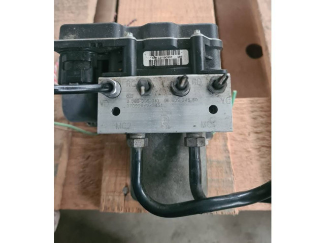 Блок АБС 0265950464   Fiat  500L  2013 -  года