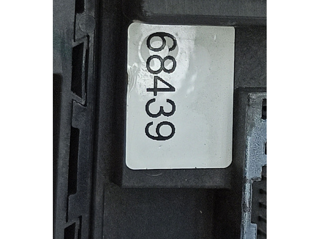 Pojistková skříňka 7T4T15604BK, 70002TK061 Ford Edge 2008