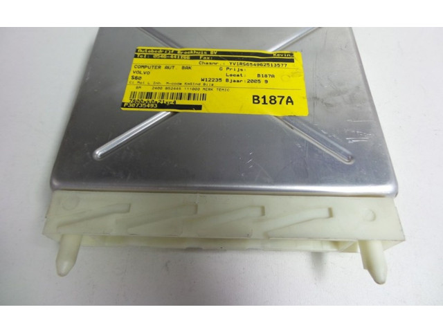 Блок управления коробкой передач    Volvo S60