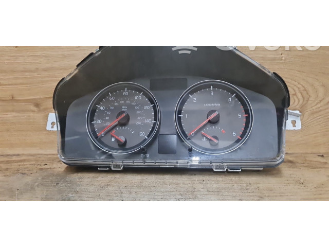 Панель приборов 30786339   Volvo C70       