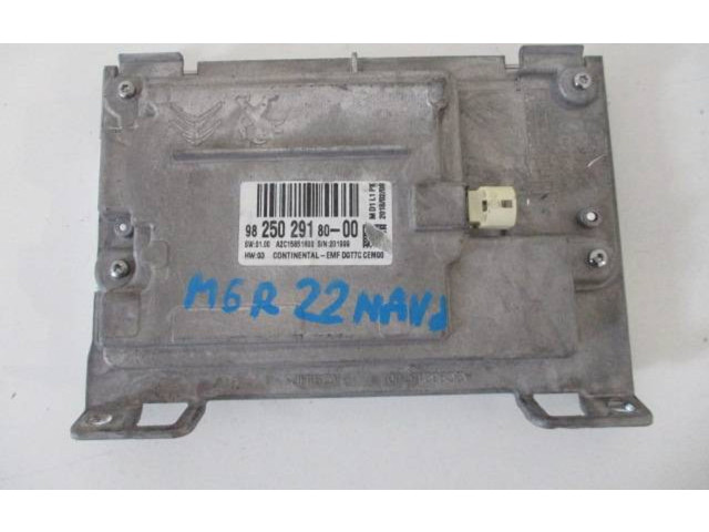 Дисплей    9825029180   Peugeot 2008 I