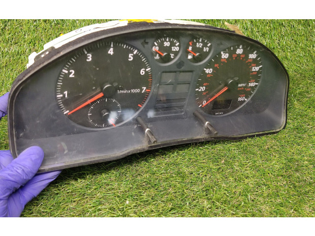 Přístrojová deska Audi A4 S4 B5 8D 1996 8D0919035C