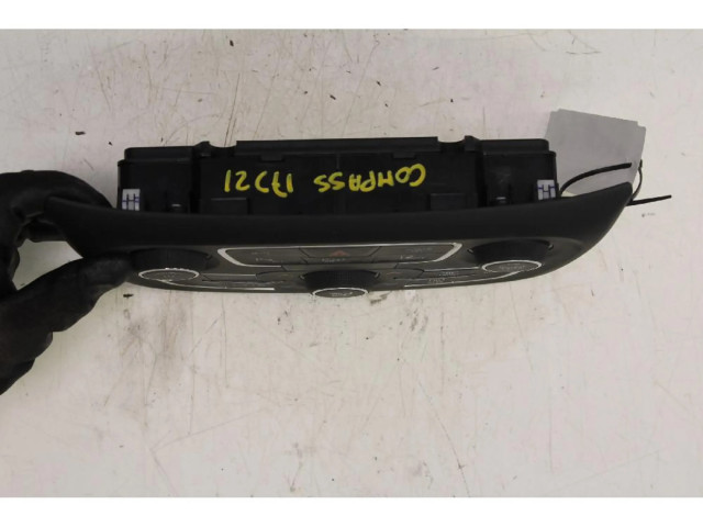 Блок управления климат-контролем    Jeep Compass