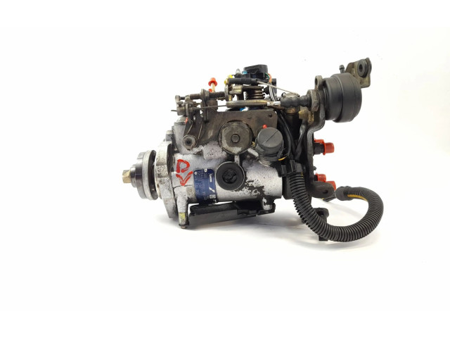 Топливная рампа 028130110T, R8444B955C   Volkswagen Polo III 6N 6N2 6NF   для двигателя AEF