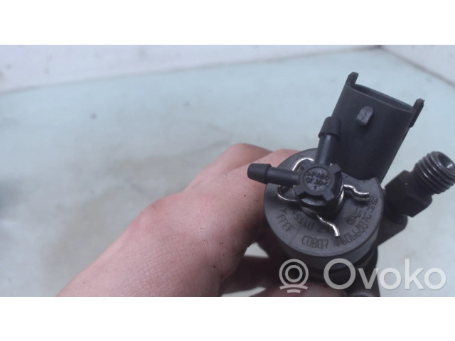Vstřikovač 0445110239 Ford Focus pro naftový motor 1.6
