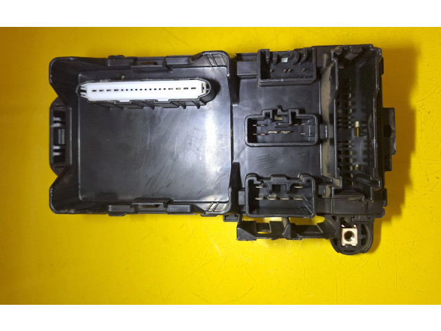 Блок предохранителей Daihatsu Cuore