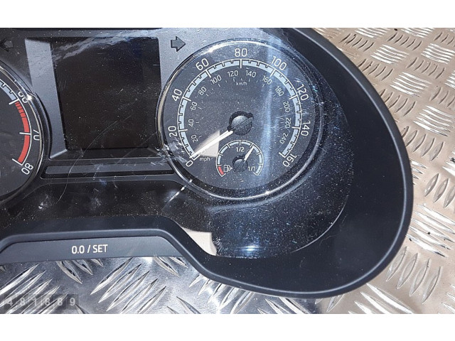 Панель приборов 5E0920980F   Skoda Octavia Mk4       