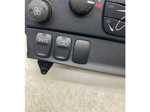 Блок управления климат-контролем 30746022, M4041300108   Volvo XC70