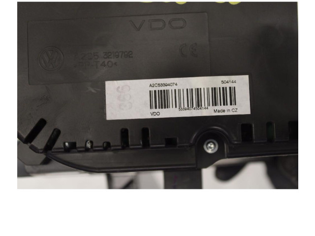 Панель приборов Volkswagen Golf Plus