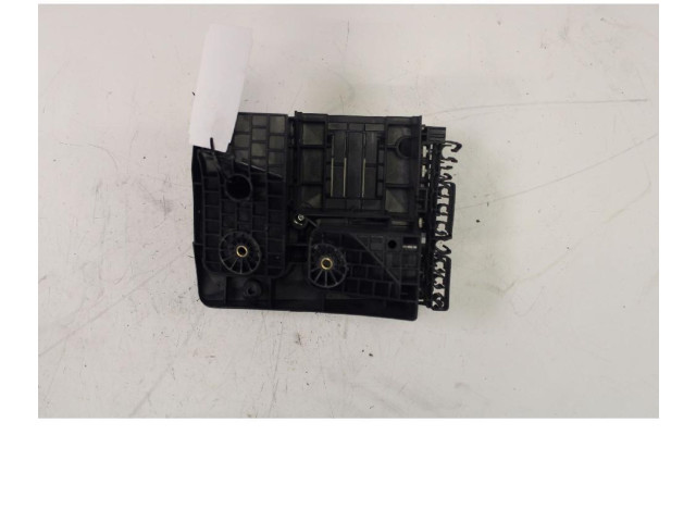   Pojistková skříňka 3C0937125A   Volkswagen Tiguan 2008