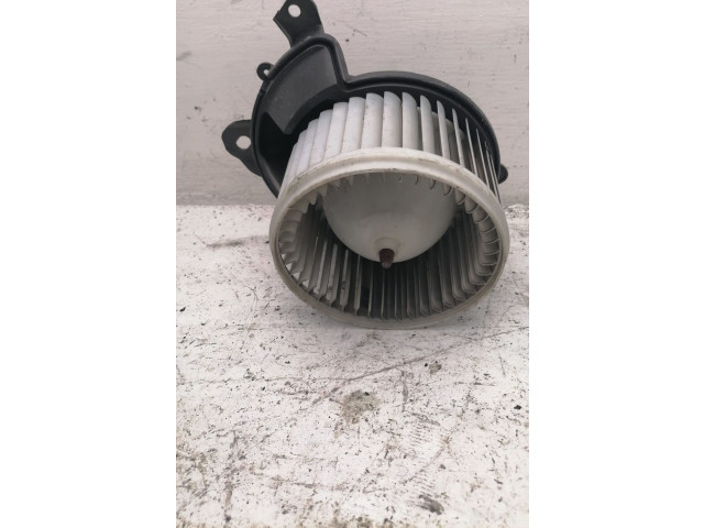Вентилятор печки       Fiat Qubo