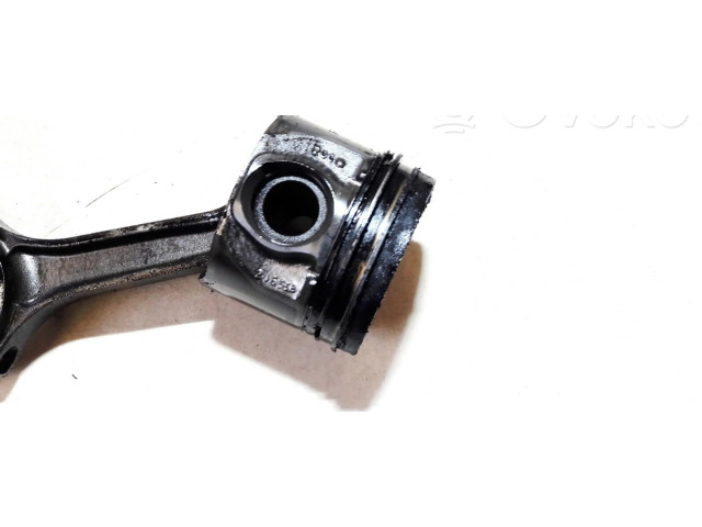 Píst 24655b Ford Mondeo Mk III pro naftový motor 2.0