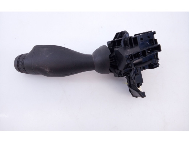 Ручка стеклоочистителей 31674103, E3-B5-49-1   Volvo XC90