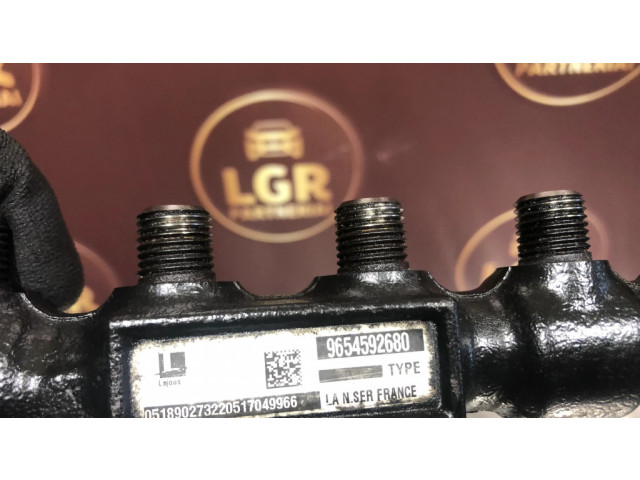 Топливная рампа 9654592680   Citroen C4 I 1.6 