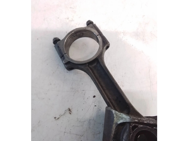 Píst Opel Vivaro M9R692