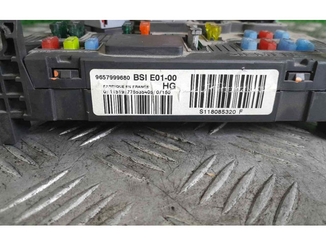 Ручка стеклоочистителей 9657999680 Citroen Berlingo