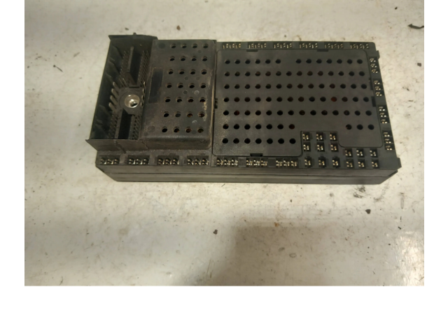 Блок предохранителей 9469868, 9469868 Volvo S80