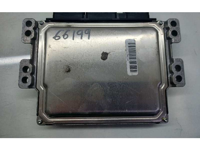 Блок управления двигателем Блок управления 28337245, 237100703R Dacia Duster