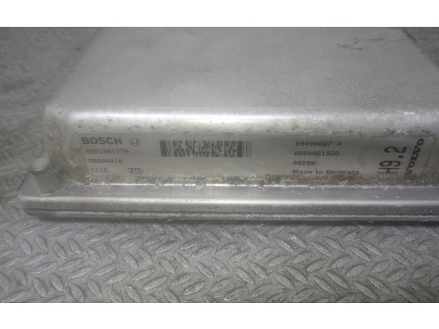 Блок управления двигателя 09496667A, 0281001776   Volvo V70