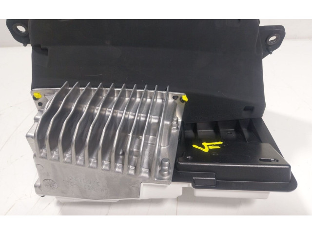 Přístrojová deska BMW 4 G22 G23 G24 G26 2022 62308782163, 878216301