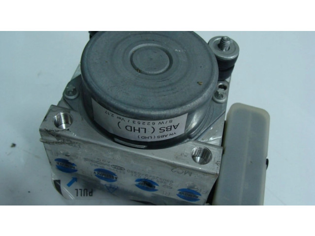 Блок АБС 589201P100   KIA  Venga   -  года