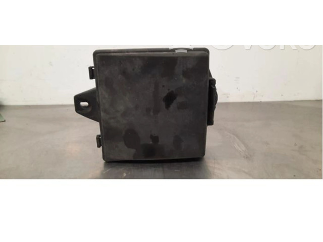   Pojistková skříňka 4G4314A073AF   Aston Martin Vantage III 2006