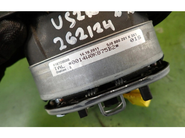 Подушка безопасности водителя 5J0880201K Skoda Octavia Mk1 (1U)