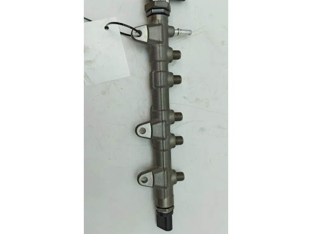 Топливная рампа 8514154, 0281002949   BMW X4 F26 2.0 