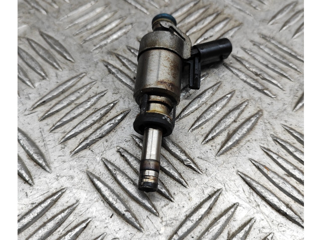 Vstřikovač 06J133036B Audi A3 S3 8V DJHA